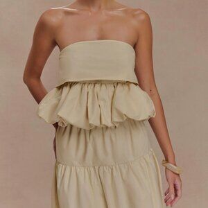 NWT. MESHKI Amirah Strapless Bubble Crop Top - Nude